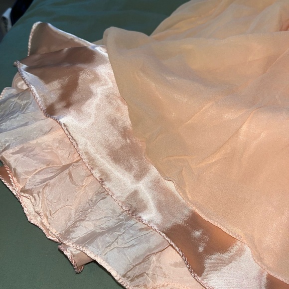 Gorgeous Peach Mini Dress - Picture 3 of 3